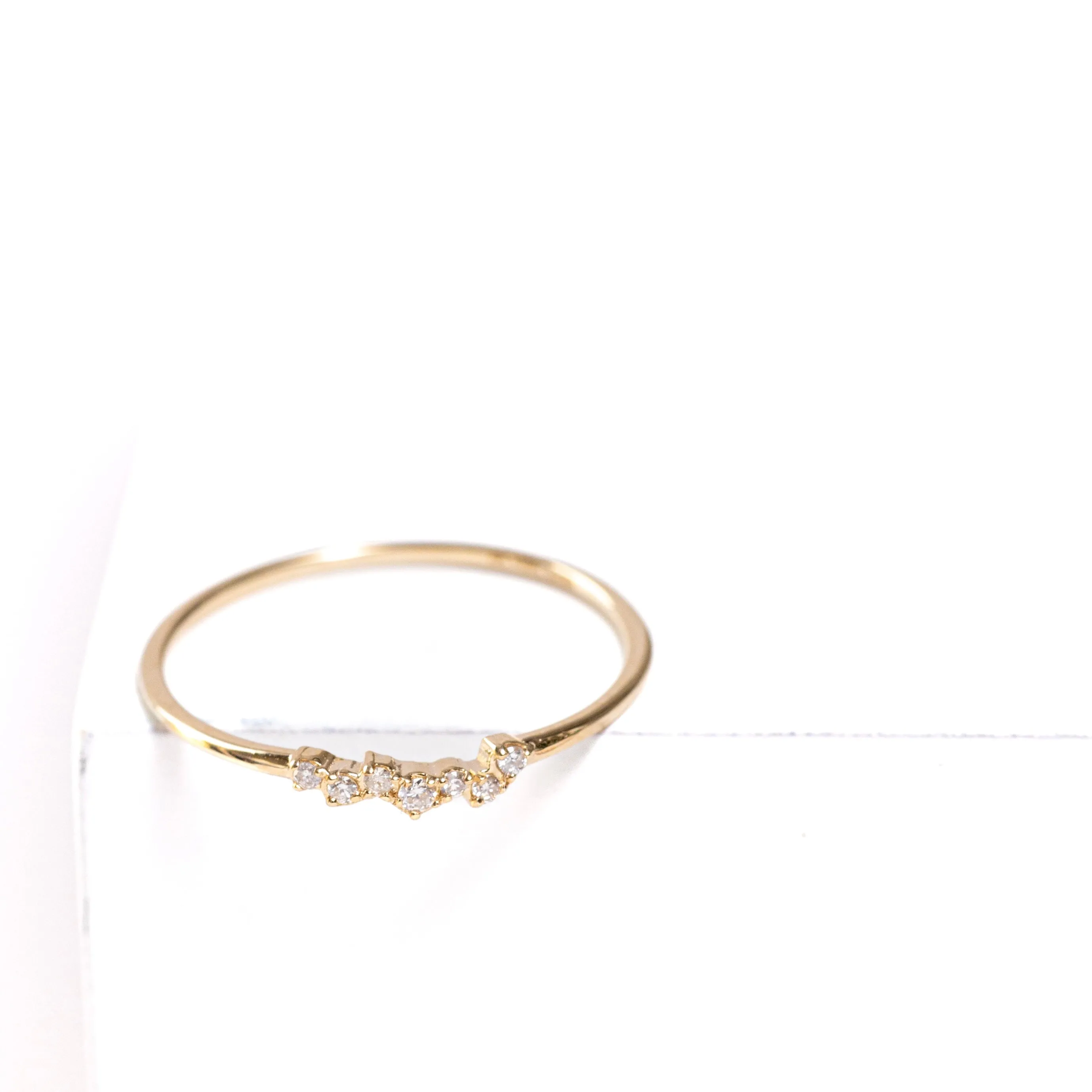 Diamond cluster stackable